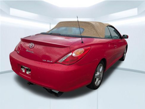 Used 2006 Toyota Solara SE FWD image 2