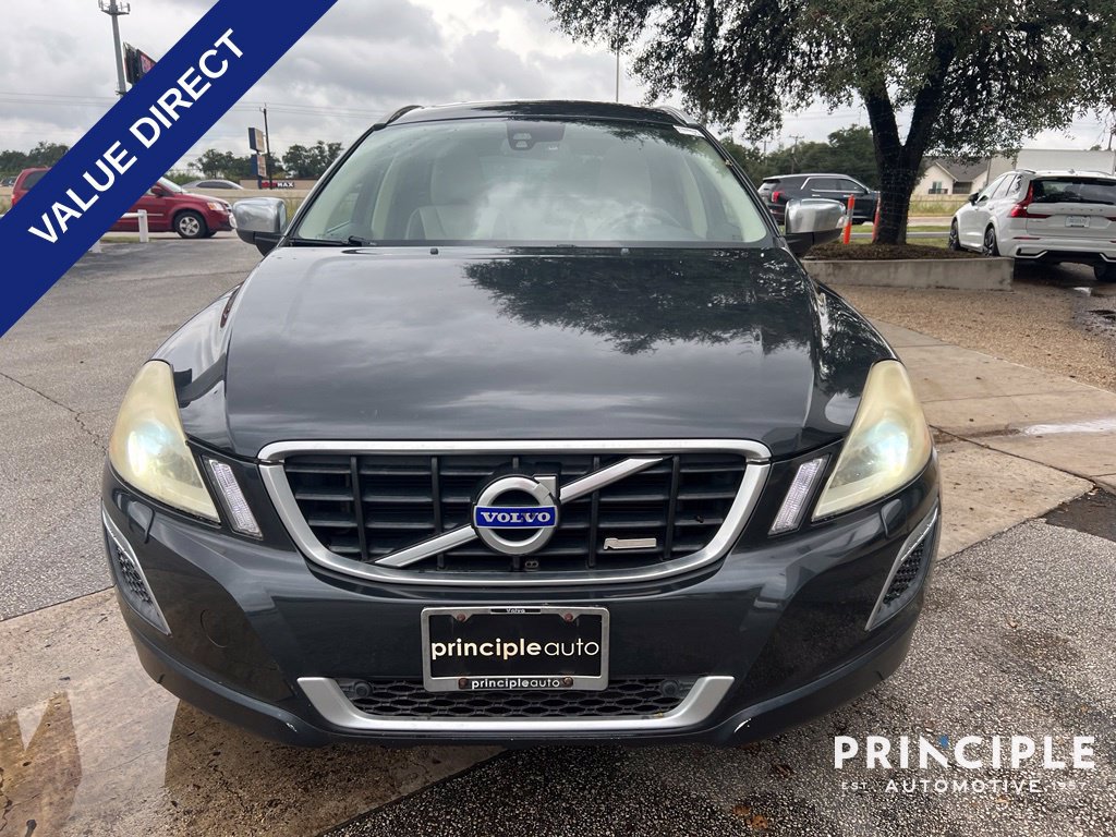 Used 2011 Volvo XC60 3.2 R-Design w/ Convenience Pkg FWD image 3