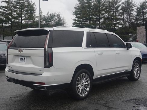 Used 2021 Cadillac Escalade ESV Premium Luxury AWD/4WD image 15