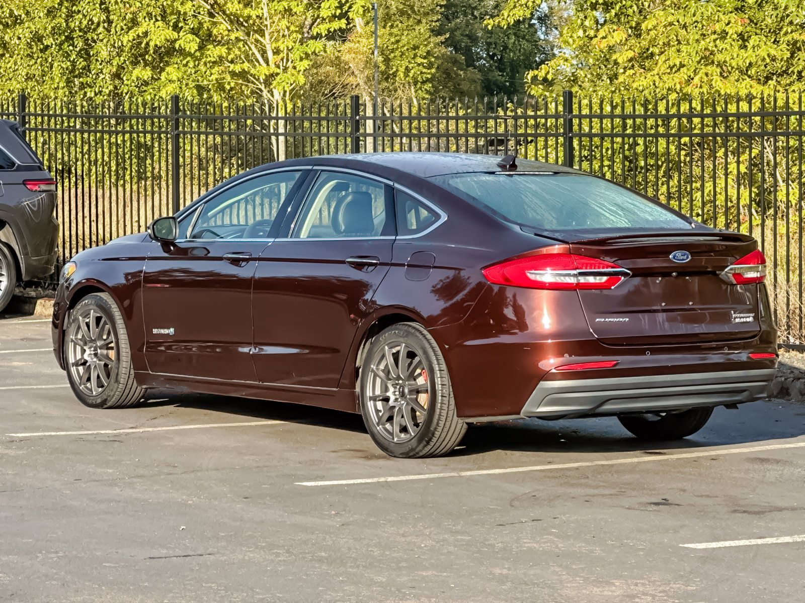 Used 2019 Ford Fusion Titanium FWD image 6