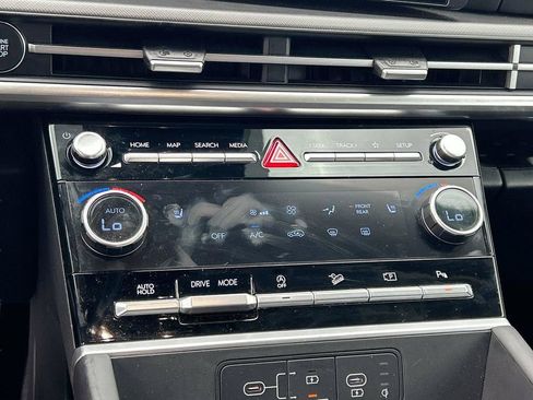 New 2025 Hyundai Santa Fe SEL FWD image 22