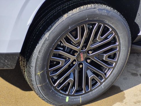 New 2026 GMC Yukon Elevation w/ Elevation Premium Package image 5