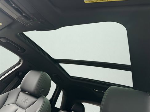 New 2025 Audi Q3 2.0T Premium image 52