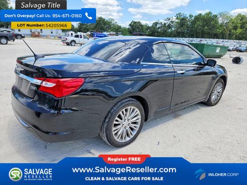 Used 2012 Chrysler 200 Limited FWD image 4