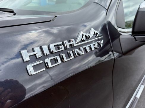 Used 2023 Chevrolet Silverado 1500 High Country image 13