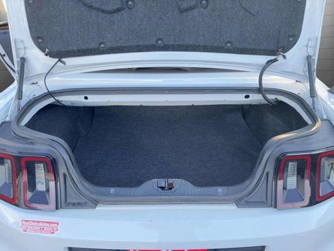 Used 2014 Ford Mustang Convertible image 18