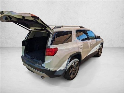 Used 2018 GMC Acadia SLT w/ LPO, Floor Liner Package AWD/4WD image 23