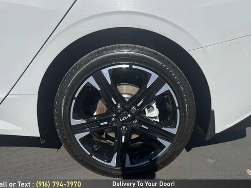 Used 2023 Kia K5 GT-Line w/ GT-Line Premium Package FWD image 10