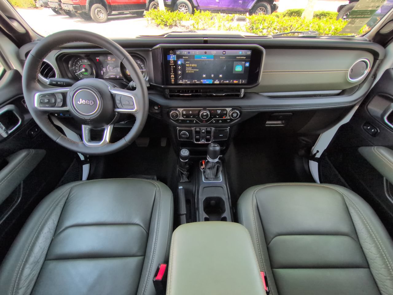 Used 2024 Jeep Wrangler High Altitude AWD/4WD image 15