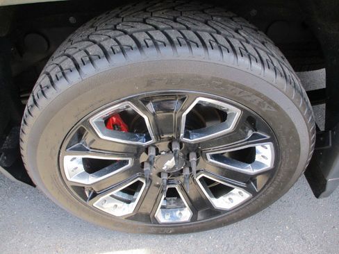 Used 2017 Chevrolet Silverado 1500 LT w/ All Star Edition image 11