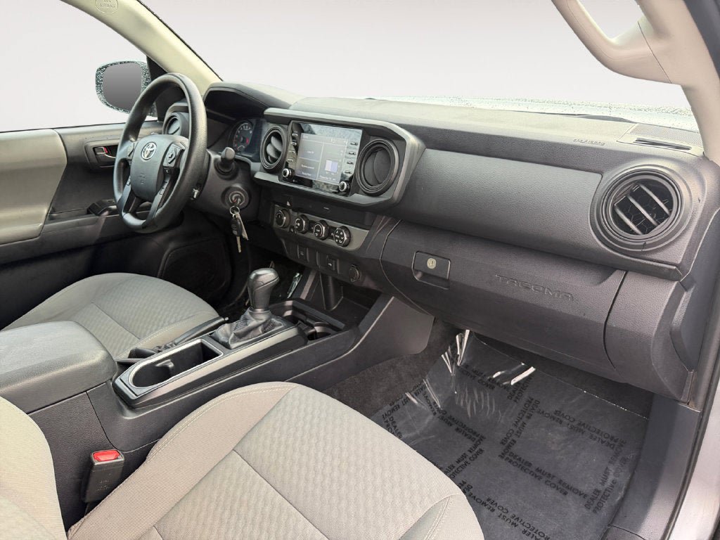Used 2020 Toyota Tacoma SR AWD/4WD image 26