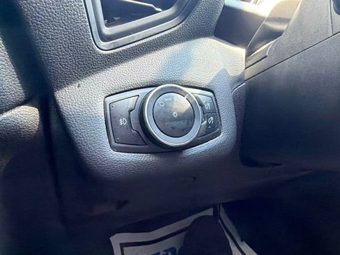 Used 2016 Ford Escape SE w/ SE Cold Weather Package AWD/4WD image 34