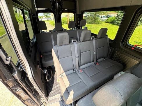 Used 2019 Mercedes-Benz Sprinter 2500 image 18