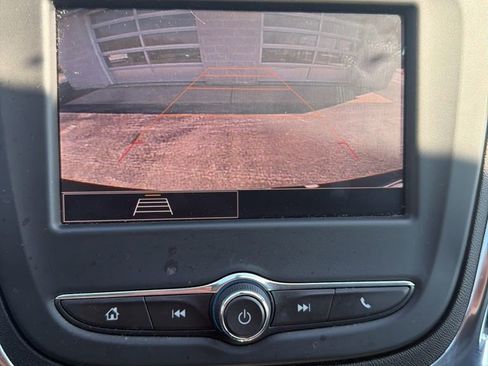 Used 2024 Chevrolet Equinox LT w/ LPO, Floor Liner Package image 20