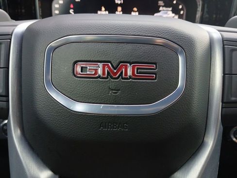 Used 2024 GMC Sierra 1500 Elevation w/ Elevation Premium Package AWD/4WD image 5