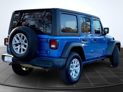 Used 2023 Jeep Wrangler Sport S image 11