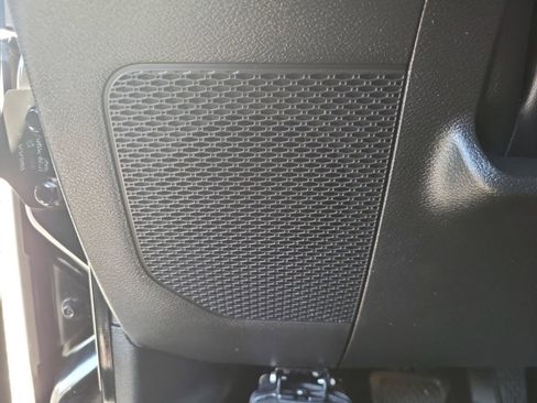 Used 2022 Jeep Gladiator Rubicon w/ Trailer Tow Package image 12