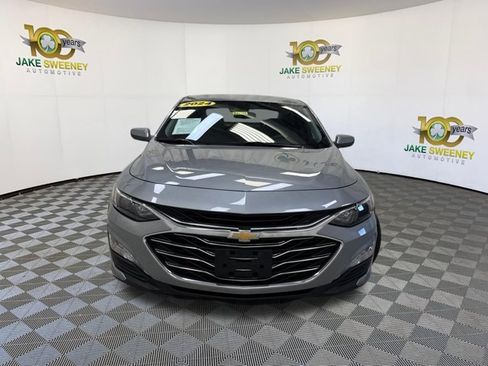 Used 2024 Chevrolet Malibu LT FWD image 3