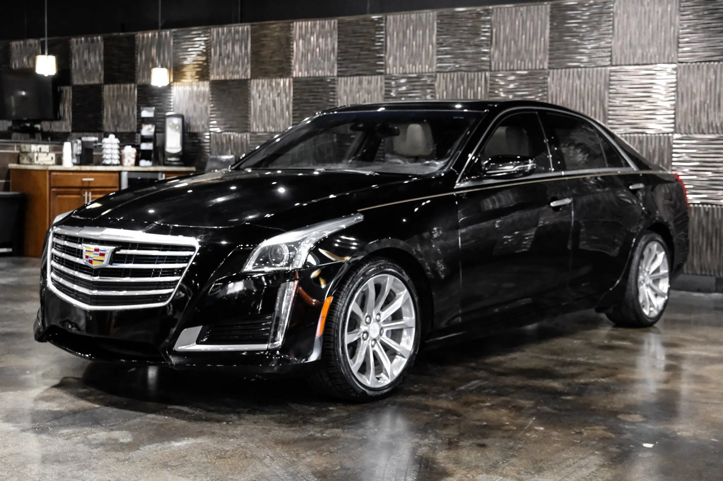 Used 2019 Cadillac CTS Luxury RWD image 9