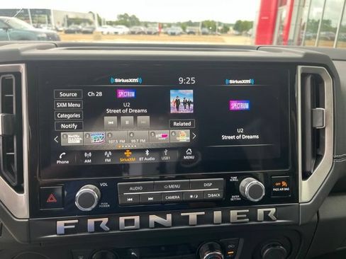 Certified 2025 Nissan Frontier SV w/ SV Convenience Package RWD image 15