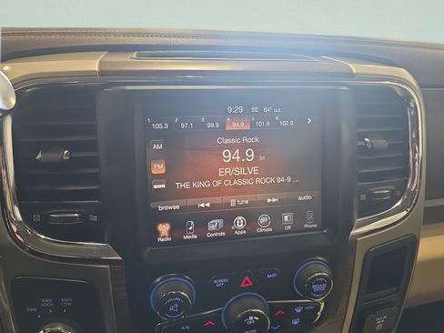 Used 2016 RAM 2500 Laramie AWD/4WD image 23