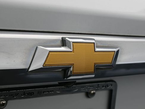 Used 2018 Chevrolet Traverse LT image 37