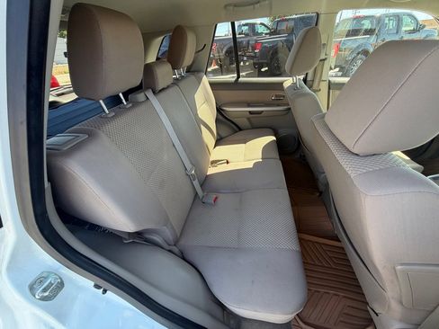Used 2012 Suzuki Grand Vitara Premium AWD/4WD image 8