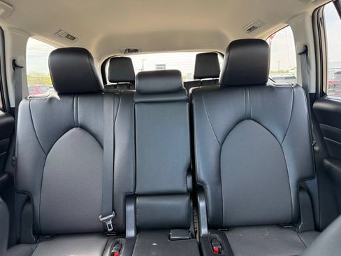 Used 2024 Toyota Grand Highlander AWD image 44