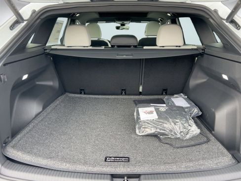 New 2026 Volkswagen Atlas Cross Sport SEL Premium R-Line image 28