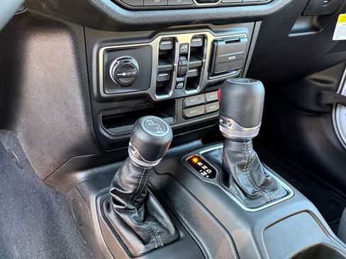 New 2026 Jeep Gladiator Sport image 22