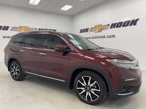 Used 2020 Honda Pilot Touring image 3