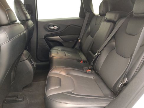 Used 2022 Jeep Cherokee Latitude Lux AWD/4WD image 18