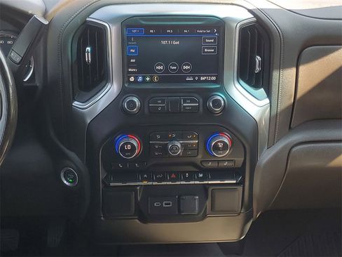 Used 2022 Chevrolet Silverado 1500 LT image 28
