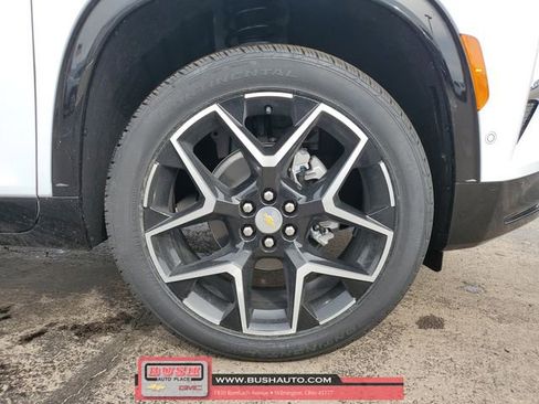 New 2026 Chevrolet Traverse High Country w/ LPO, Floor Liner Package image 5