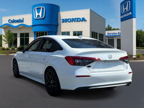 Used 2024 Honda Civic Sport image 4