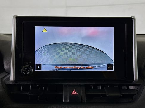 Used 2023 Toyota RAV4 SE AWD/4WD image 25