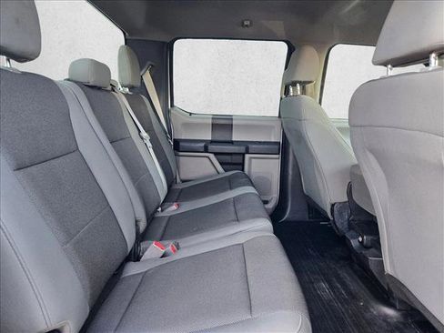 Used 2017 Ford F150 XL w/ Equipment Group 101A Mid image 16