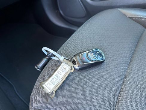 Used 2025 Buick Encore GX Preferred FWD image 21