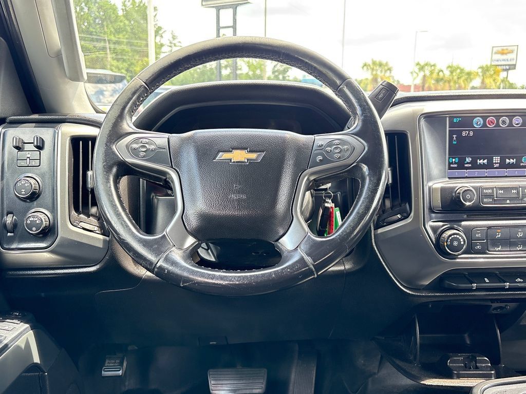 Used 2016 Chevrolet Silverado 2500 LT AWD/4WD image 6
