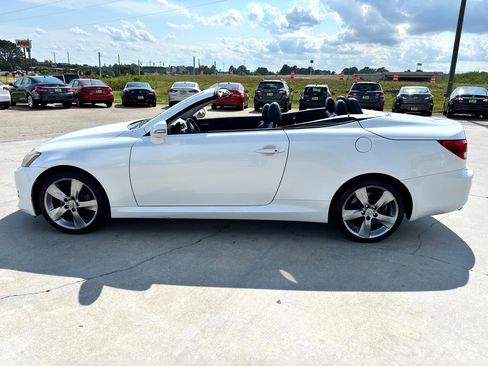 Used 2010 Lexus IS 250C image 13