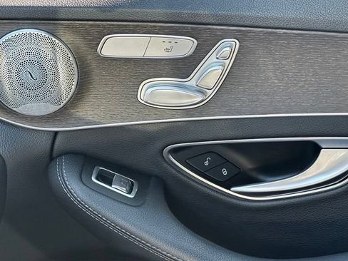 Used 2019 Mercedes-Benz C 300 4MATIC Sedan image 33