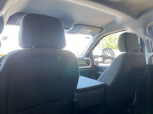 Used 2025 Ford F350 4x4 Crew Cab DRW Super Duty image 27