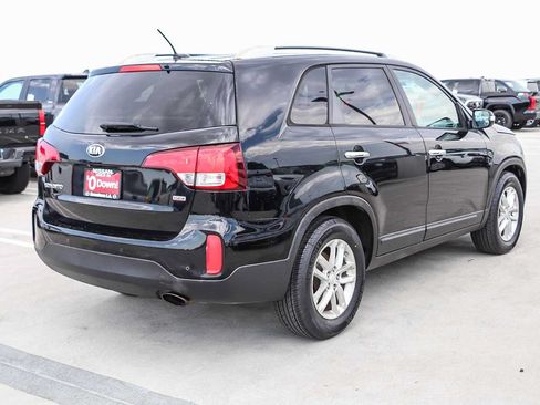 Used 2015 Kia Sorento LX FWD image 6