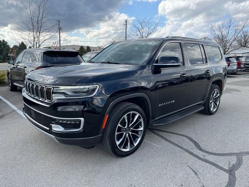 Used 2022 Jeep Wagoneer Series II w/ Premium Group I image 3