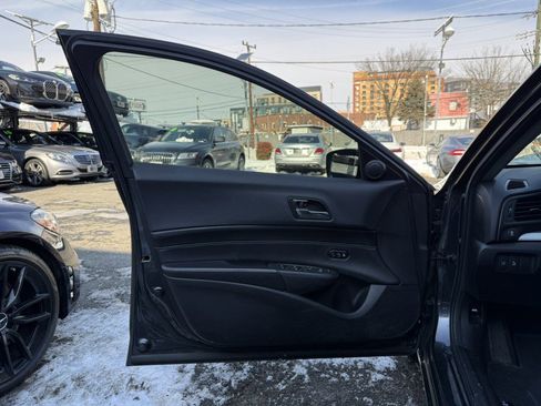 Used 2016 Acura ILX FWD with Premium Package image 10