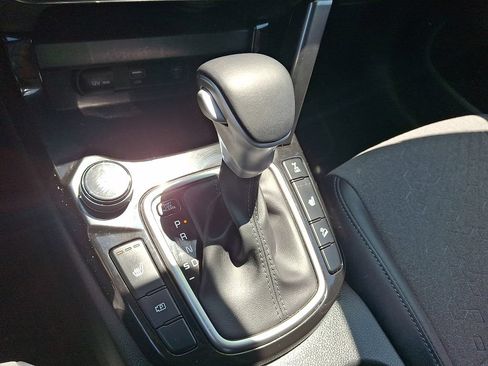 Certified 2024 Kia Seltos X-Line AWD/4WD image 4