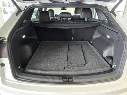 New 2024 Volkswagen Atlas Cross Sport SEL R-Line image 12