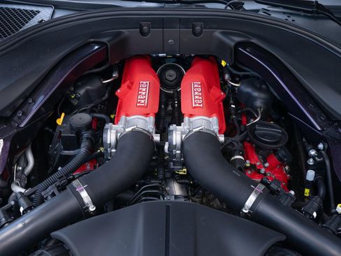 Used 2024 Ferrari Roma Spider image 12