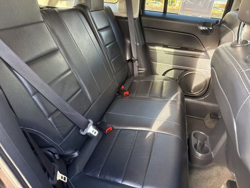 Used 2016 Jeep Patriot High Altitude image 22