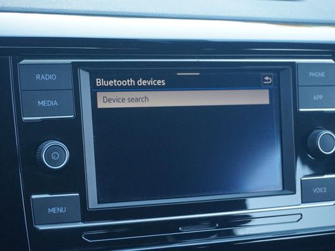 Used 2024 Volkswagen Taos S image 31